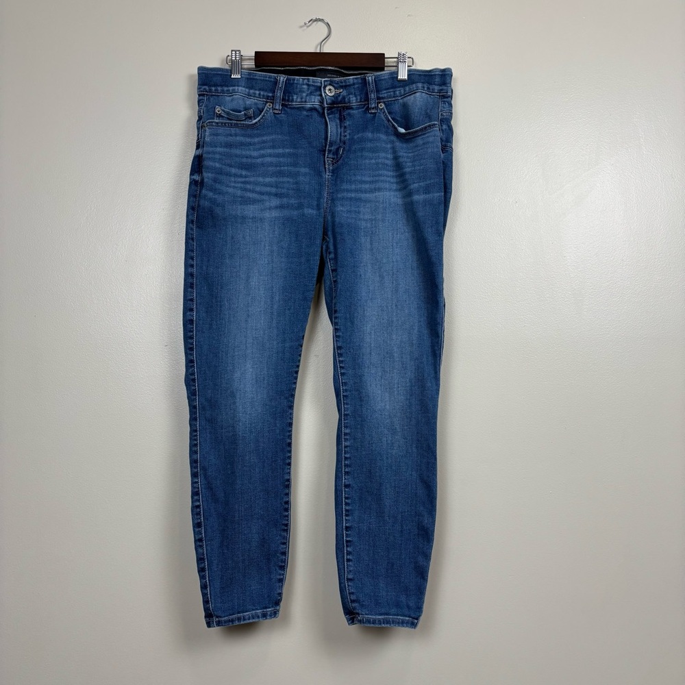 Torrid Jeans Womens 18 Short Blue Bombshell Skinny Stretch Comfort Whiskered